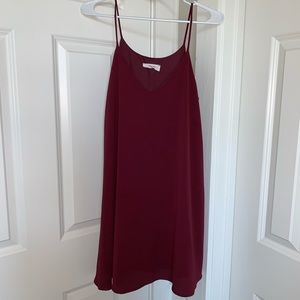 Peach Love California VNeck Flowy Maroon Dress - S
